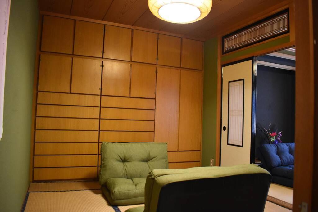 Only For One Group Cheaper For 6Th & 7Th Guest 市街地中心部 一棟貸しの宿 Guest House Don'S Home 다카야마 외부 사진
