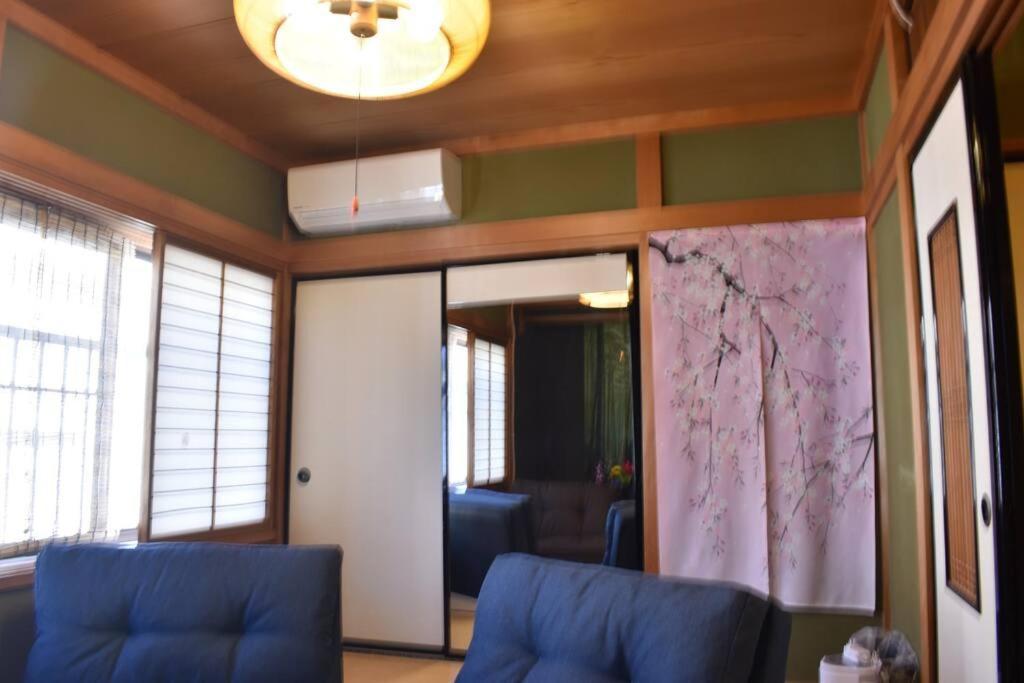 Only For One Group Cheaper For 6Th & 7Th Guest 市街地中心部 一棟貸しの宿 Guest House Don'S Home 다카야마 외부 사진